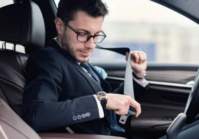 Inovação com DNA sueco: novo Volvo EX60 estreia cinto de segurança inteligente e adaptável